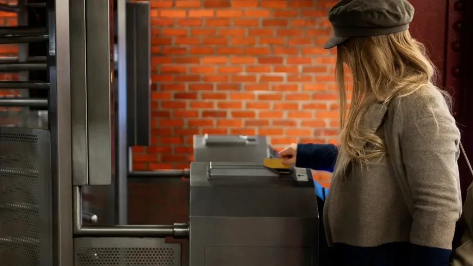 Setup-On Turnike Geçiş Sistemleri